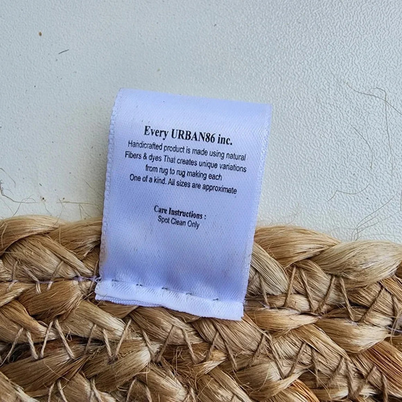 Set Of 4 URBAN 86 ROUND PLACEMATS SOHO LOFT WOVEN BRAIDED Brown 14" - Picture 3 of 6